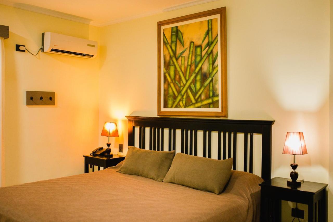 Hotel Che Roga Eldorado Exterior photo